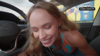 Не переживай, никто не спалит — изменяю на парковке не впервые!