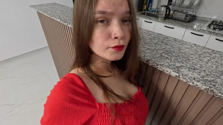 Не стыдно ей так пиздой светить? Не сдержусь и выебу!